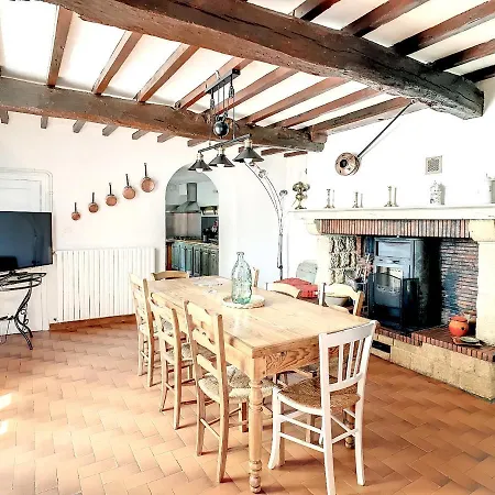 Maison De 5 Chambres Avec Jacuzzi Jardin Clos Et Wifi A Bars