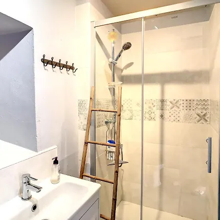 Maison De 5 Chambres Avec Jacuzzi Jardin Clos Et Wifi A Bars